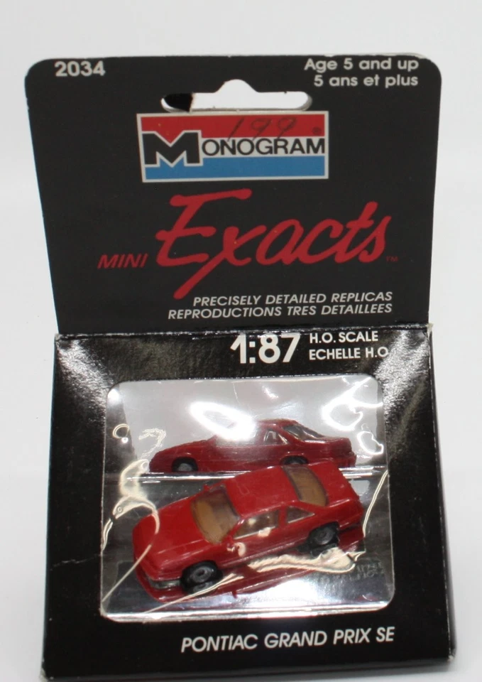 Monogram 2034 HO Pontiac Grand Prix SE - Image 1 of 1