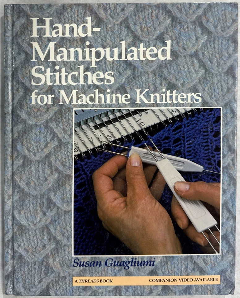 Máquina de tejer - puntadas manipuladas a mano por Susan Guagliumi Foto 1 de 1