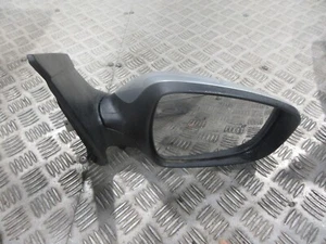 2014 HYUNDAI I30 5DR MK2 Active ESTATE DRIVERS WING MIRROR ELECTRIC SILVER - Picture 1 of 2