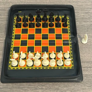 Vintage Unique Magnetic Red/Black Board Travel Chess Set - Japan - Complete - Picture 1 of 22