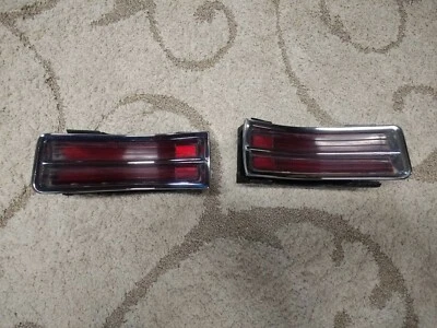 Par de luces traseras especiales izquierda y derecha Buick Skylark 1964 con accesorios de fijación  Foto 1 de 4