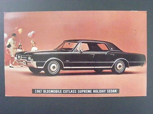 1967 Oldsmolbile Cutlass Supreme Holiday Sedan Color Chrome Postcard - Picture 1 of 2