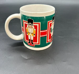 Weihnachten Happy Holidays Nussknacker Kaffeebecher - Bild 1 von 7