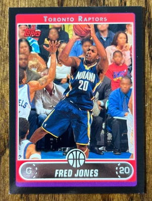 2006-07 Topps negro/99 #65 Fred Jones Foto 1 de 2