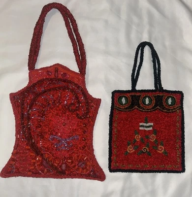 Cartera Chista New York vintage roja con cuentas y cartera más pequeña marca desconocida Foto 1 de 4