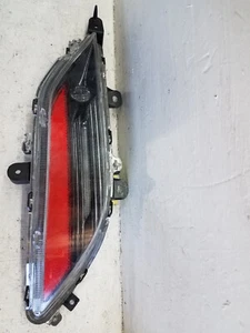 2020-2022 Toyota Venza Left Rear Back Bumper Reflector Lamp #W5632 (M174) - Picture 1 of 2