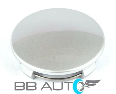 GMC SIERRA 1500 YUKON TAHOE ESCALADE NUEVA TAPA CENTRAL DE CUBO DE RUEDA PLATEADA 3,25 PULGADAS  Foto 1 de 3