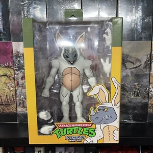 NECA TMNT ROCKSTEADY Bunny Suit LootCrate Exclusive Teenage Mutant Ninja Turtles - Bild 1 von 10