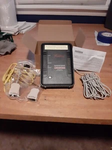 Netgear Frontier DSL Modem with WiFi ADSL2+ Router D2200D-1FRNAS - Picture 1 of 4
