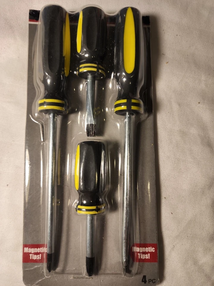 4 PC SLOTTED & PHILLIPS MAGNETIC TIP SCREWDRIVER SET NIB - Image 1 of 1
