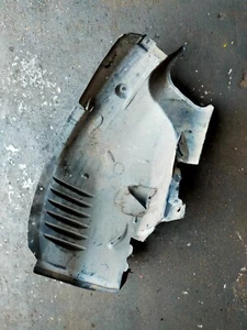 MERCEDES BENZ C CLASS W204 C180 FRONT LEFT WHEEL MUD GUARD GENUINE A2046981530 - Picture 1 of 5