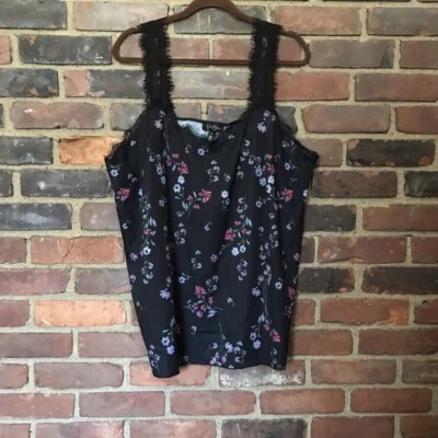 Jessica Simpson Perry 蕾丝装饰花卉吊带背心黑色 1X 码 - Cheapchicplus — 第 1/2 张图片