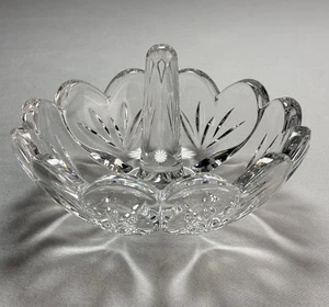 Vintage Marquis by Waterford “Sweet Memories” Crystal Ring Jewelry Holder - Picture 1 of 16