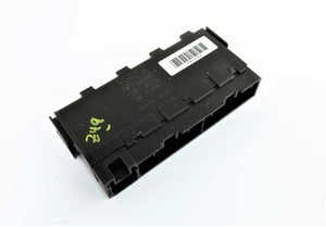 82641-30250 Lexus IS GS Genuine Yazaki 12V Relay Integration Module Unit - Picture 1 of 3