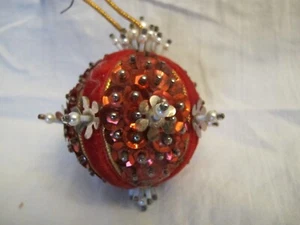 Perlen Pailletten und Samt Handarbeit Weihnachtsschmuck - Bild 1 von 4