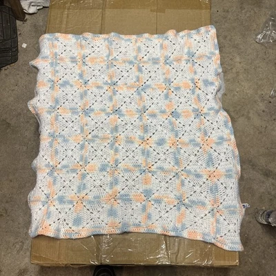 Edredón Hecho a Mano Rosa, Blanco, Azul Crotchet 36x35, Brillante, Clásico, Manta Infantil Foto 1 de 2