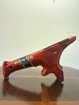 Honda CT70H Trail 70 1972 Frame Red 1087 - Image 1 of 4