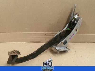 Toyota Landcruiser HZJ79 Series pedal brake - image 1 of 4