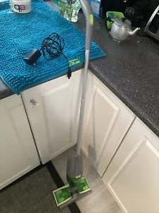 Swiffer Sweeper Sweep Vac Vacuum & 1-L4000-000 Charger Works Great! - Picture 1 of 5