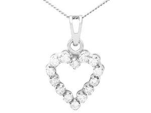 0.55ct Diamond and 18ct White Gold Heart Pendant - Vintage Circa 1980 - Picture 1 of 9
