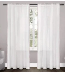 Exclusive Home Sheer Pom Pom Curtain Panel Set Bubble Gum (54"x84") - Bild 1 von 3