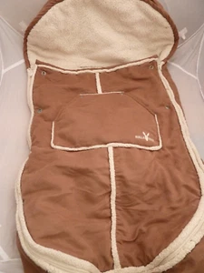 Wallaboo - Kinderwagen / Buggy Fußsack / Cosytoes - Wildlederimitat - Bild 1 von 5