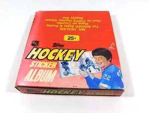 Caja de álbum de pegatinas de hockey Topps 1982 (12 álbumes) cubiertas Gretzky - Imagen 1 de 2