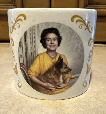 RARE Vintage Queen Elizabeth II & Dog 1953 Coronation Coin Bank Adams England - Image 1 of 4