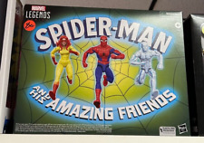 Comparison between the Amazing Friends 3 pack and their original