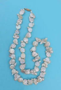 Collar de perlas de agua dulce grande genuino con oro amarillo de 14 quilates - 25,5 pulgadas - Imagen 1 de 3