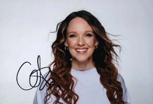 CAROLIN KEBEKUS - original signiertes Großfoto 20 x 30 cm Autogramm signed - Bild 1 von 1