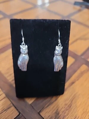 Vintage Norwegian Designs ND Sterling Silver 925 Kitty Cat Dangle Hook Earrings - Image 1 of 4