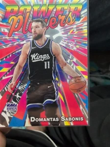 Domantas Sabonis 2025-26 Topps Power Players Holo Foil SSP - Sacramento Kings - Bild 1 von 1