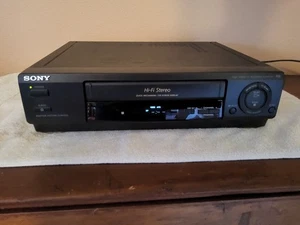Imagen adaptable estéreo Hi Fi VCR Sony SLV-677HF con control remoto original PROBADO - Imagen 1 de 10