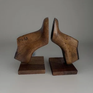 Vintage Cobbler's Wooden Shoe Mold Bookends Western Last Co St Louis MO - Picture 1 of 12