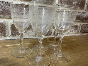 5 Baccarat crystal liquor glass, Athenian engraved pattern - Picture 1 of 4