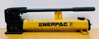 Enerpac P392 Two-Speed Hydraulic Hand Pump 700 Bar/ 10,000 PSI #7 - Image 1 of 4