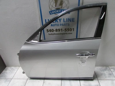 Puerta delantera izquierda 10 11 12 INFINITI EX35 Foto 1 de 3