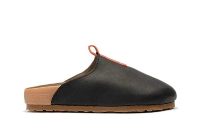 New Seavees Womens Tiburon Trekker - Black - Only $92.89 (MSRP$165+) Ships Free! - Image 1 of 4