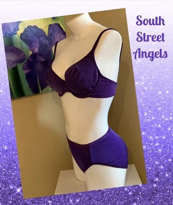 DEMI SUJETADOR Y BRAGUITA VINTAGE VANITY FAIR ILUMINACIÓN PÚRPURA 36C/GRANDE Foto 1 de 4