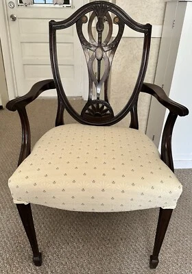ANTIQUE MAHOGANY SHIELD BACK DINING ARM CHAIR - Image 1 of 4
