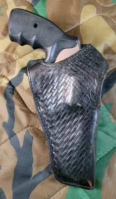 GOULD&GOODRICH B501 94W 3000 Smith&Wesson K marco 4 pulgadas búho funda derecha negra Foto 1 de 4