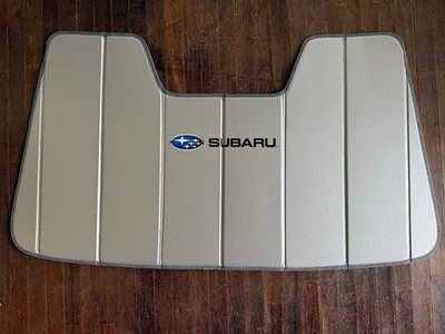 2015+ Subaru Outback, Legacy genuino OEM parabrisas parasol (SOA3991822) - usado Foto 1 de 4