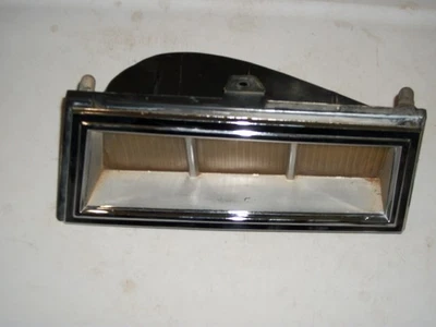 Lincoln Versailles 1979 esquina lateral derecha Foto 1 de 4