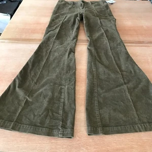 Free People Jayde Flare Leg Corduroy Pants Women 28 Army Green Mid Rise Hippie - Picture 1 of 14