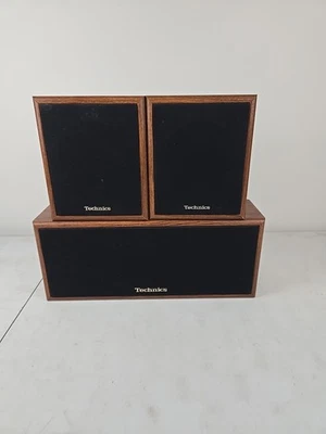 Altavoces de gabinete Technics SB-C11 y SB-S17 de grano de madera simulado - De colección  Foto 1 de 4