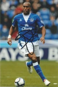 EVERTON: SYLVAIN DISTIN SIGNED 6x4 ACTION PHOTO + COA - Bild 1 von 1