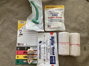 Ferro Roll STYLE Trauma Kit w North American Rescue meds - Picture 1 of 3