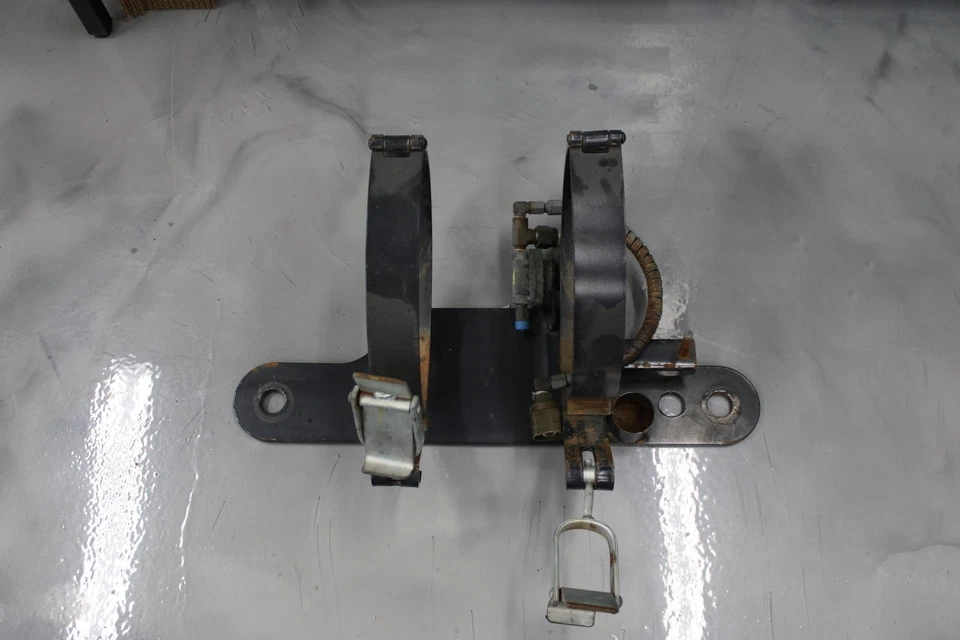 Used OEM Doosan LP Tank Holder Bracket A402975 - Image 1 of 4