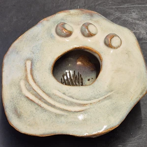 Studio Arte Ceramica Ceramica Giapponese Stile Ikebana Fiore Rana - Foto 1 di 4